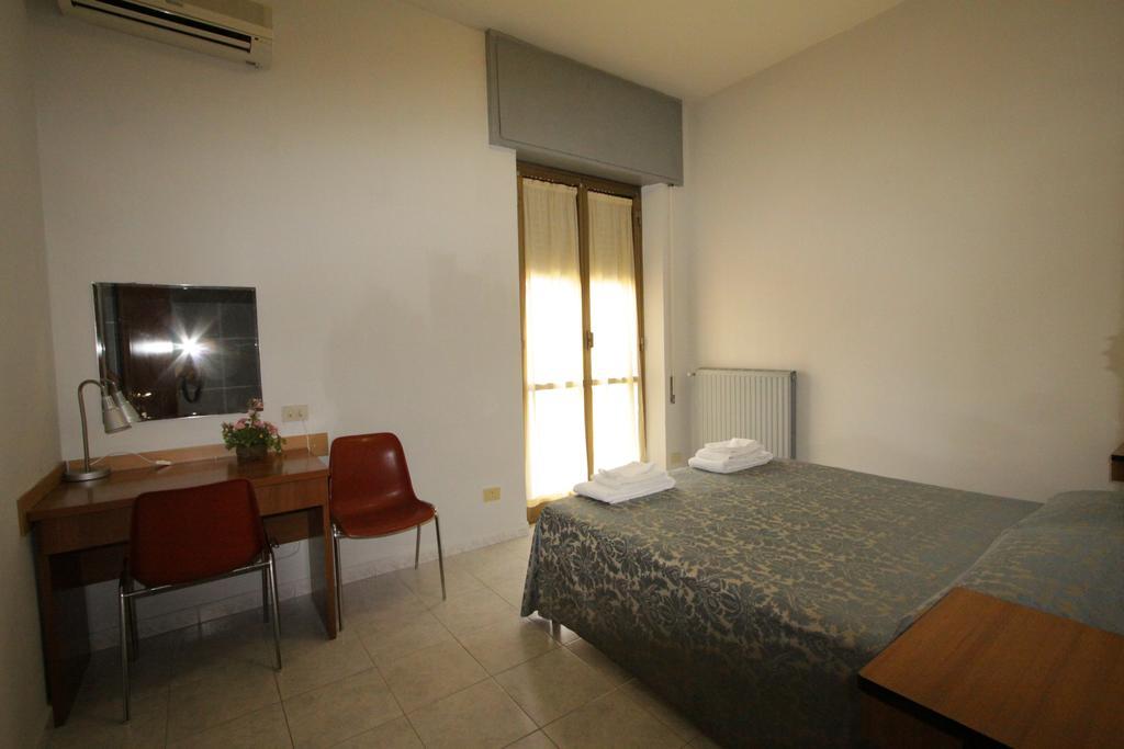 Casa Per Ferie Margherita Diomira Hotel Roma Exterior foto